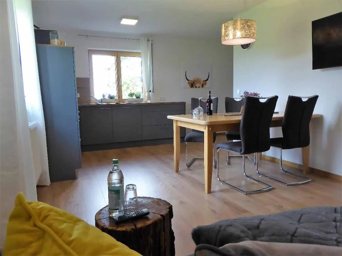 Ferienwohnung Sonnenplatzl Michelsneukirchen Germany
